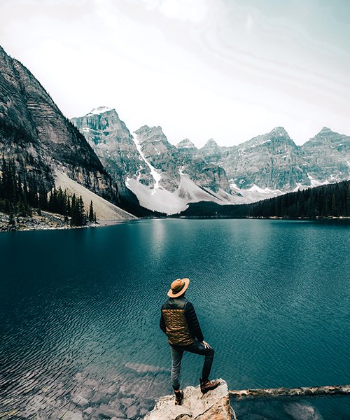 Canada_Moraine_Lake_Hike
